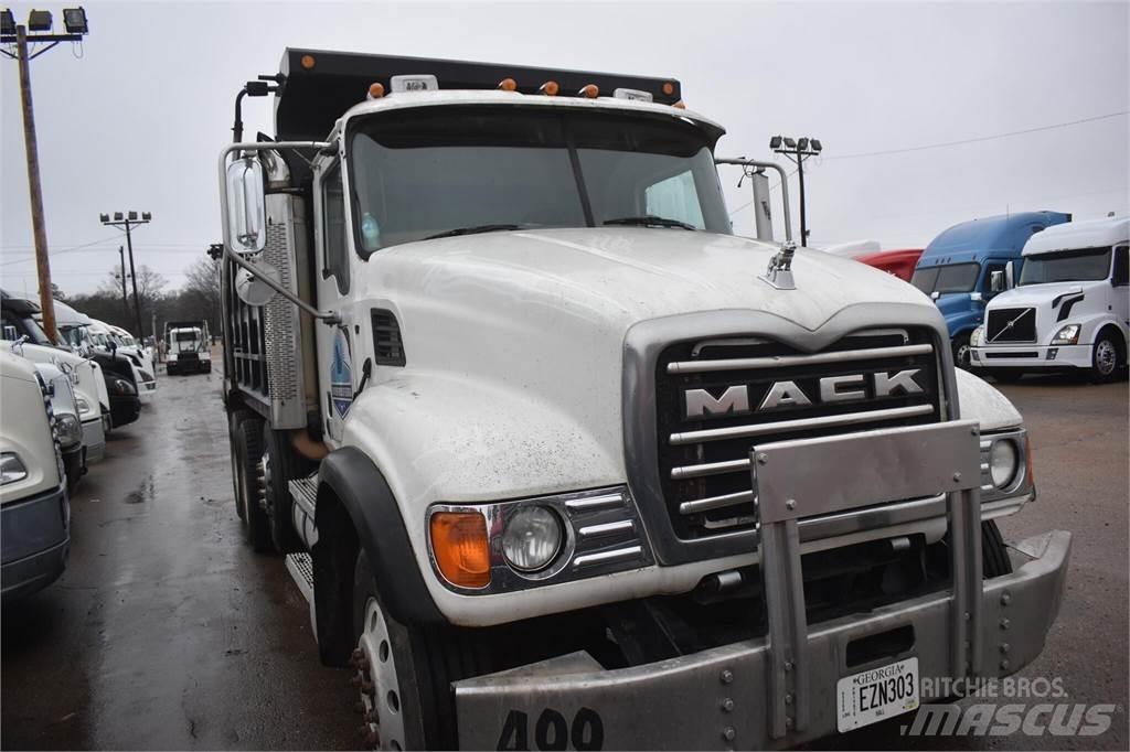 Mack GRANITE CV713 Autobasculanta