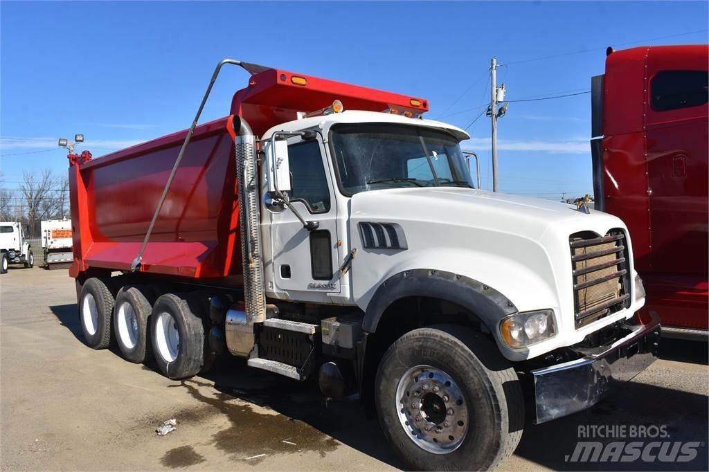 Mack GRANITE GU713 Autobasculanta