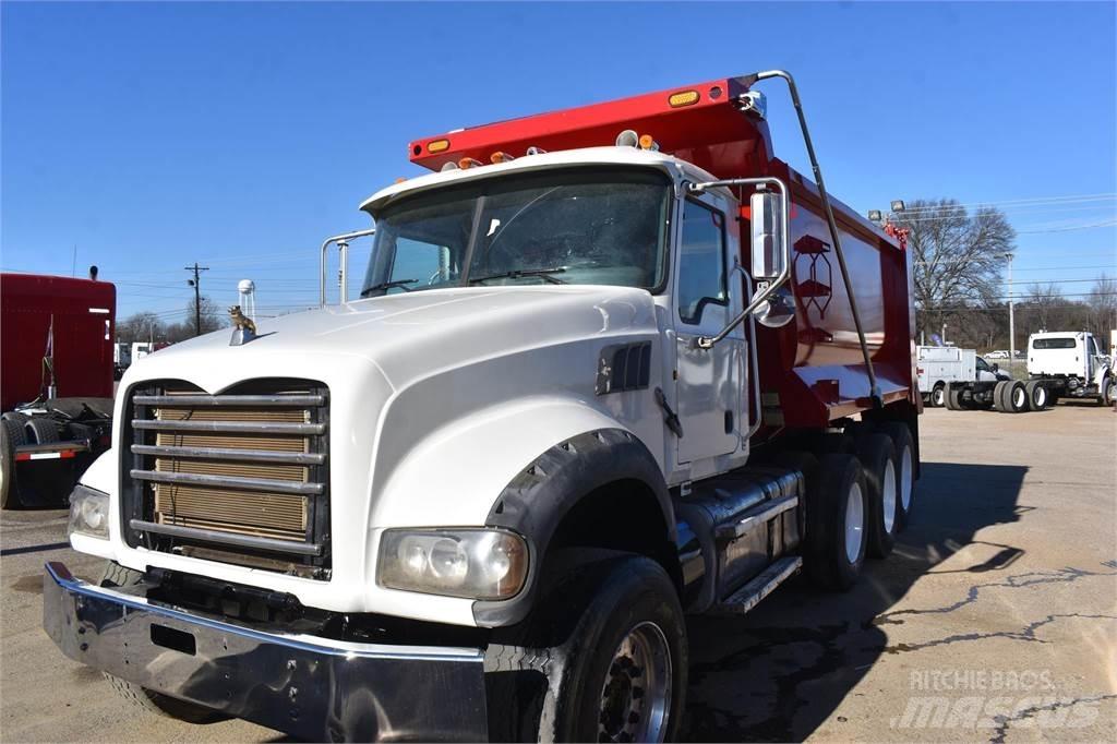 Mack GRANITE GU713 Autobasculanta