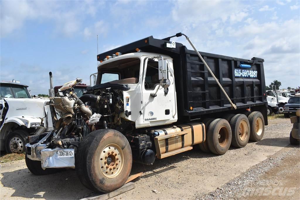Mack GRANITE GU713 Autobasculanta