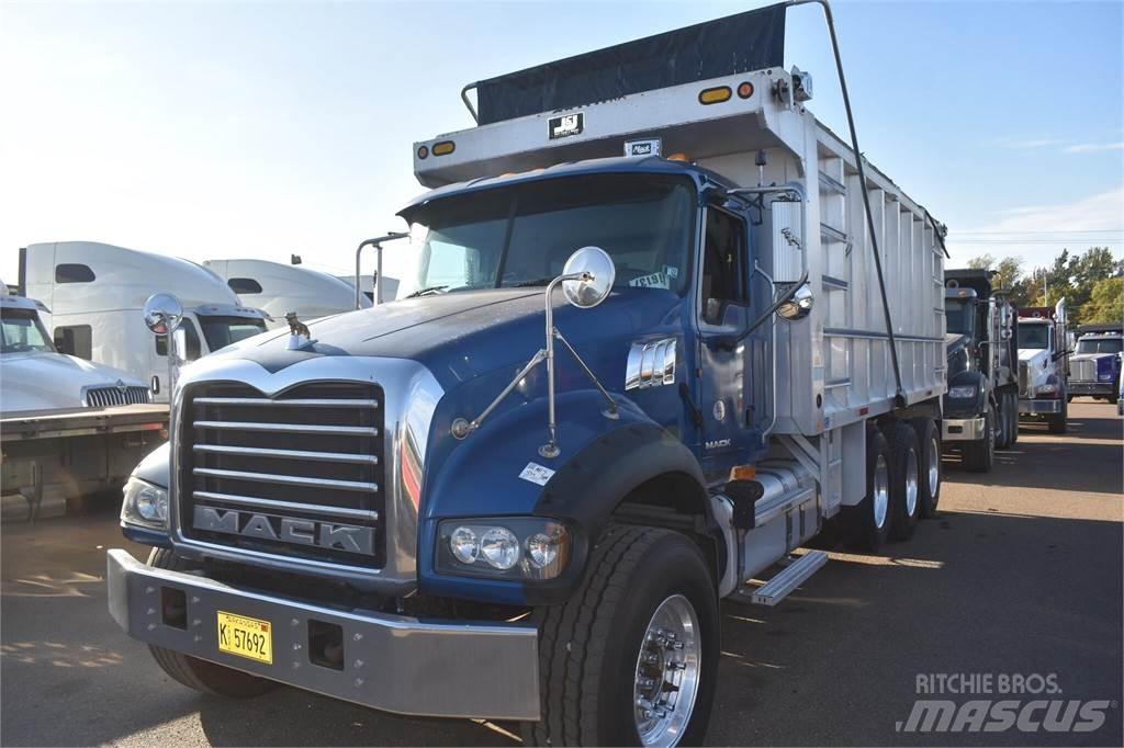 Mack GRANITE GU713 Autobasculanta