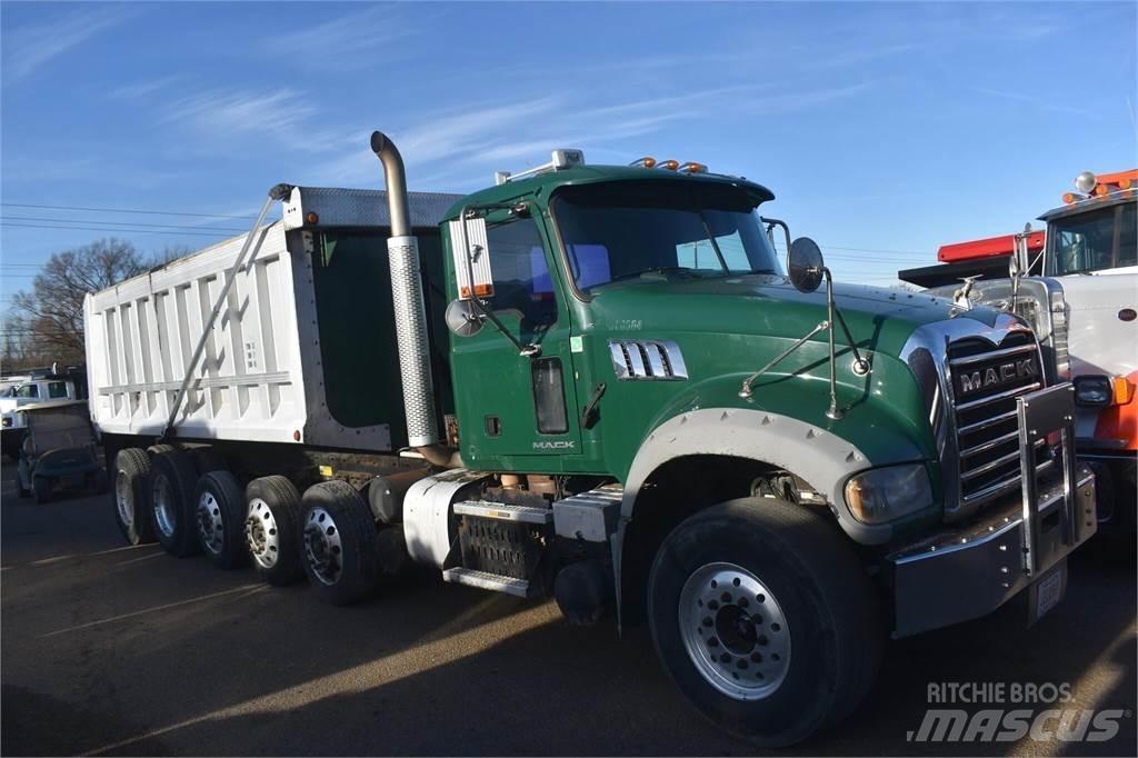 Mack GRANITE GU713 Autobasculanta