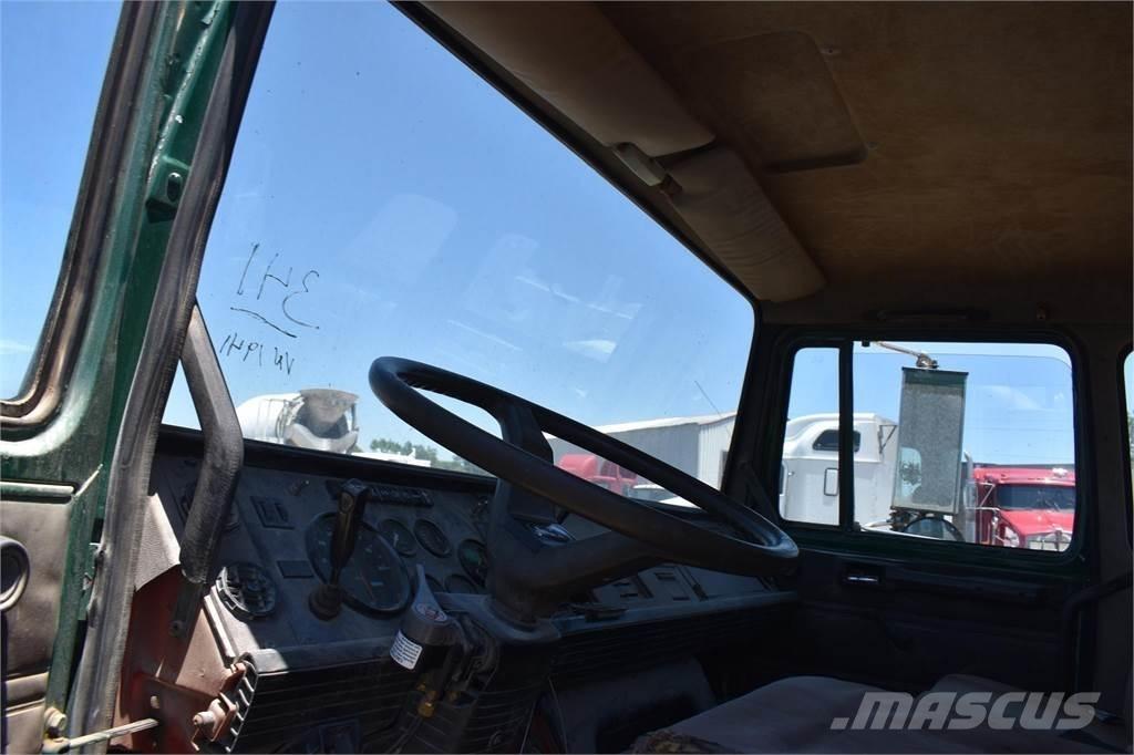 Mack MIDLINER CS200 Autobasculanta
