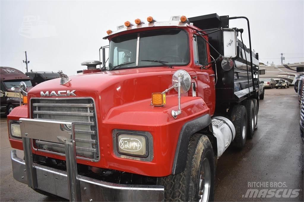 Mack RD688S Autobasculanta