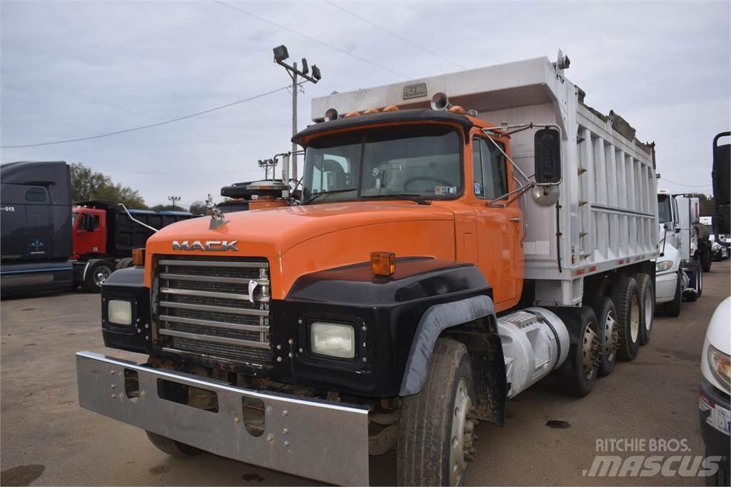 Mack RD688S Autobasculanta