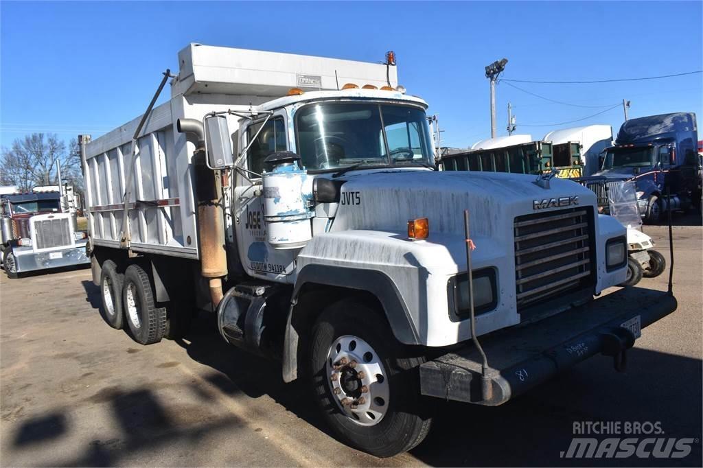 Mack RD688S Autobasculanta