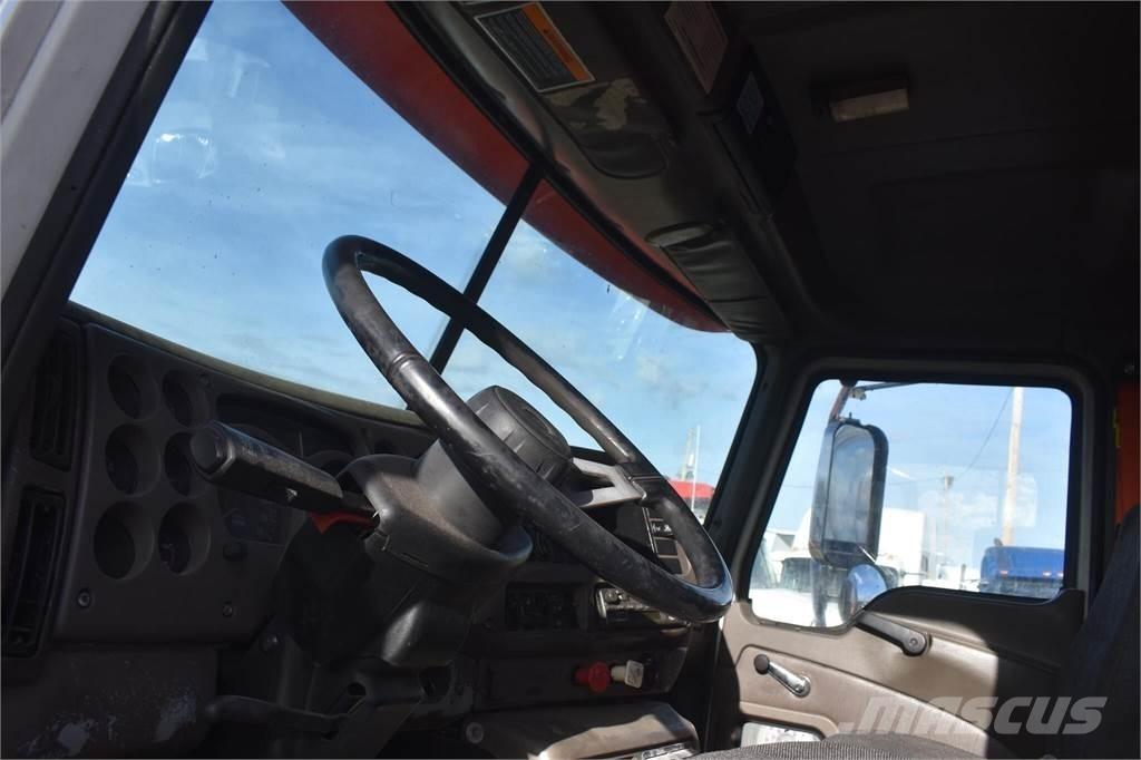 Mack VISION CX612 Autobasculanta