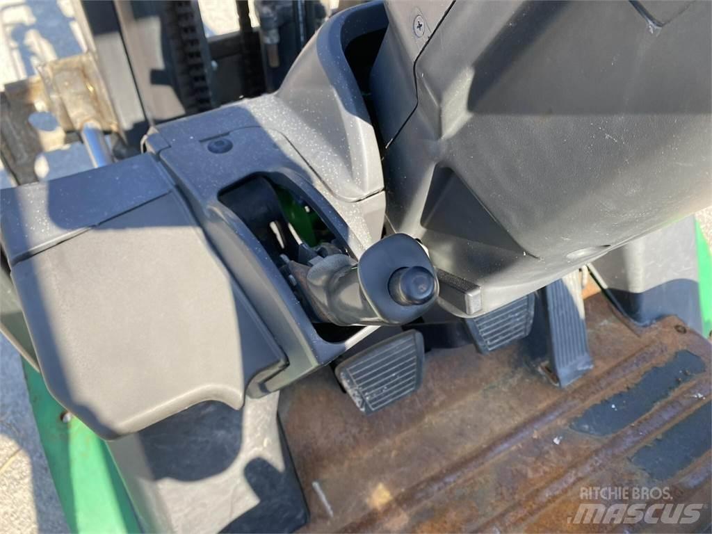 Mitsubishi FG25N Strivuitoare-altele