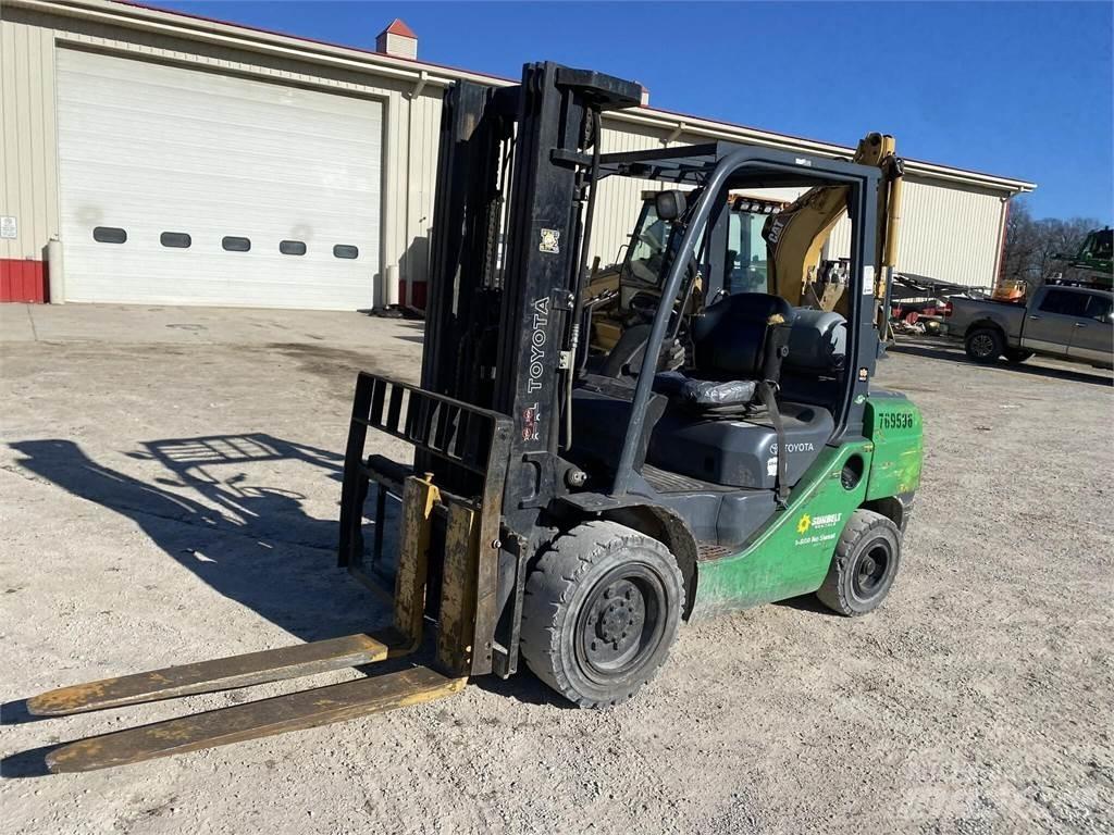 Mitsubishi FG30N Strivuitoare-altele