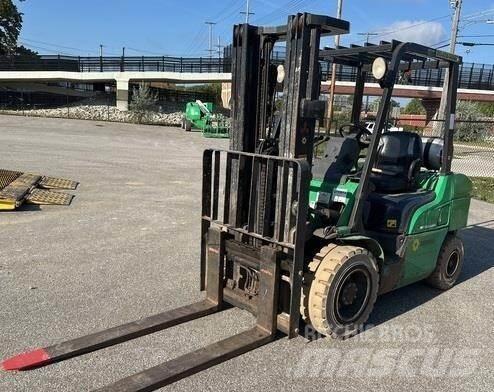 Mitsubishi FG30N Strivuitoare-altele