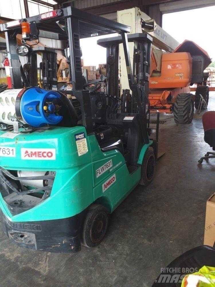 Mitsubishi FGC25 Strivuitoare-altele