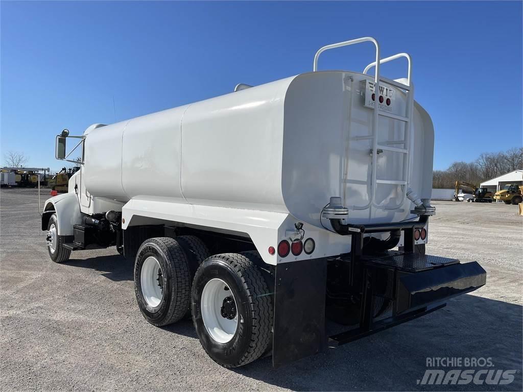 Peterbilt 330 Cisterne