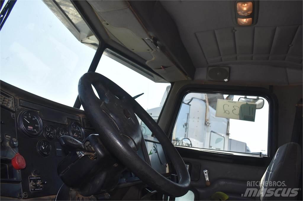 Peterbilt 340 Autobasculanta