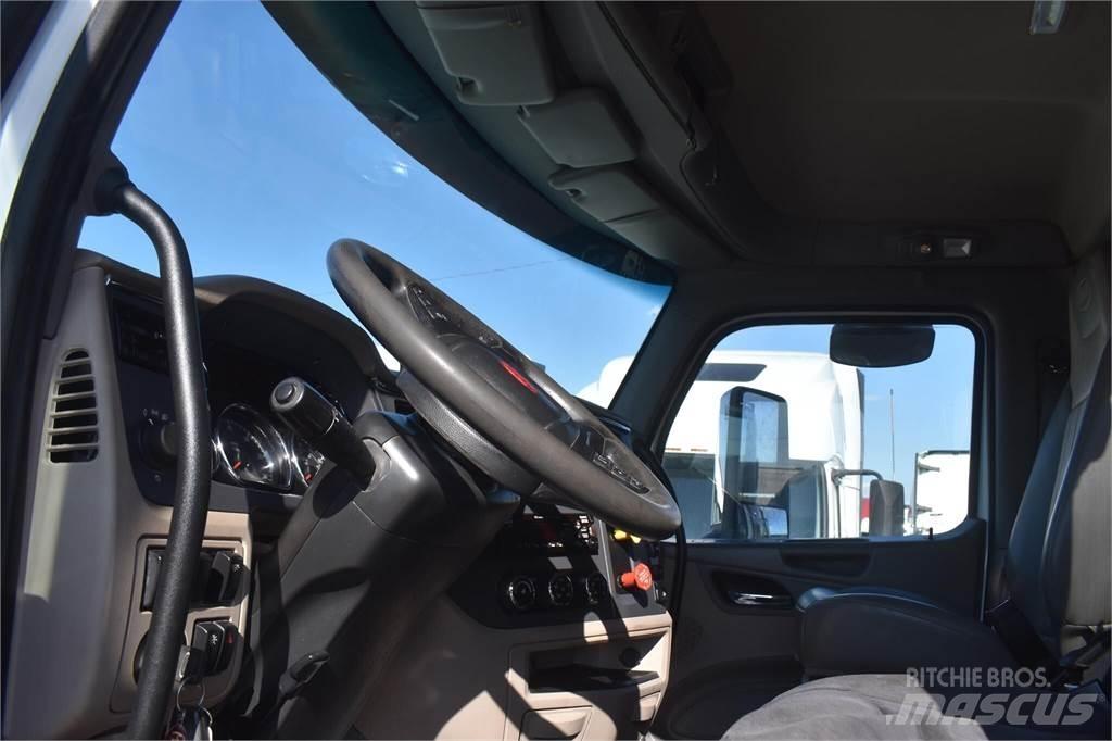 Peterbilt 567 Autobasculanta