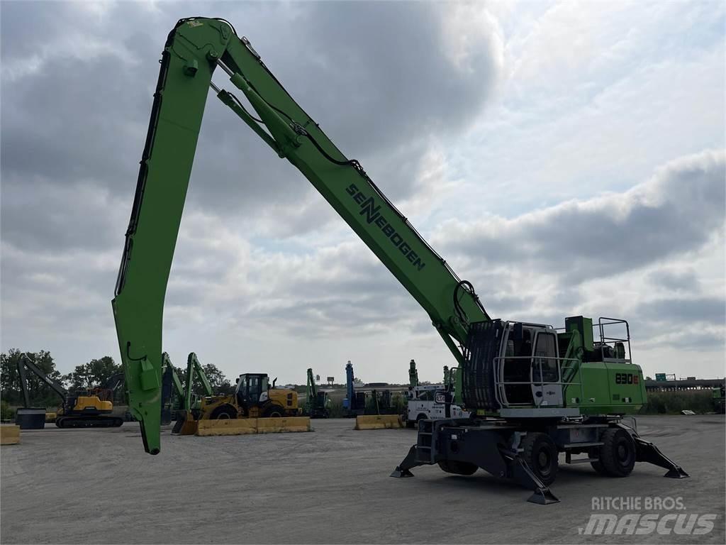 Sennebogen 830E Paleta de manipulare