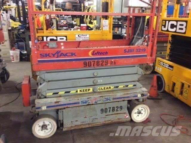 SkyJack SJIII3219 Platforme foarfeca