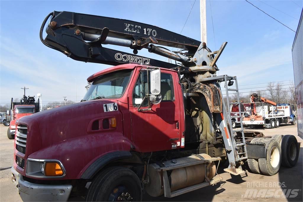 Sterling AT9500 Camioane cu macara