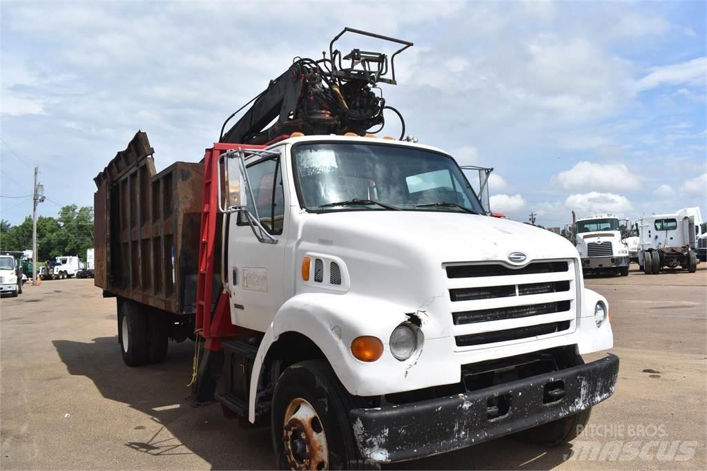 Sterling L7500 Camioane cu macara