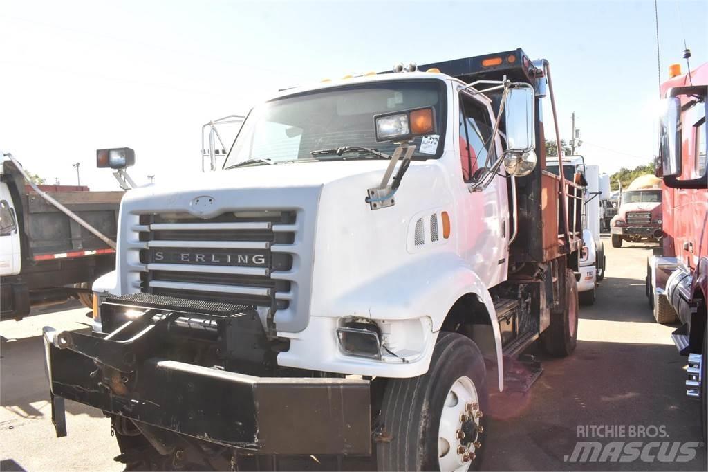 Sterling L7500 Autobasculanta