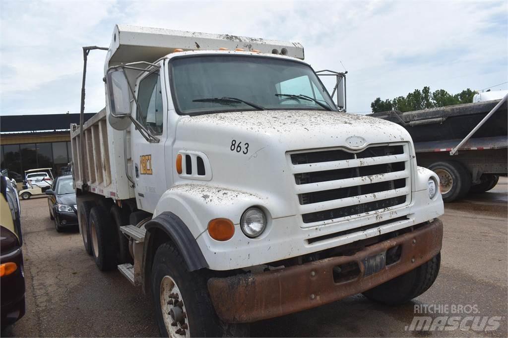 Sterling L7500 Autobasculanta