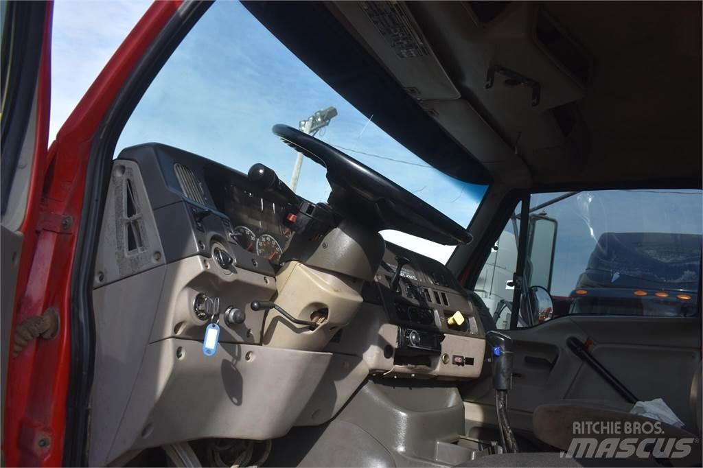 Sterling L9500 Autobasculanta