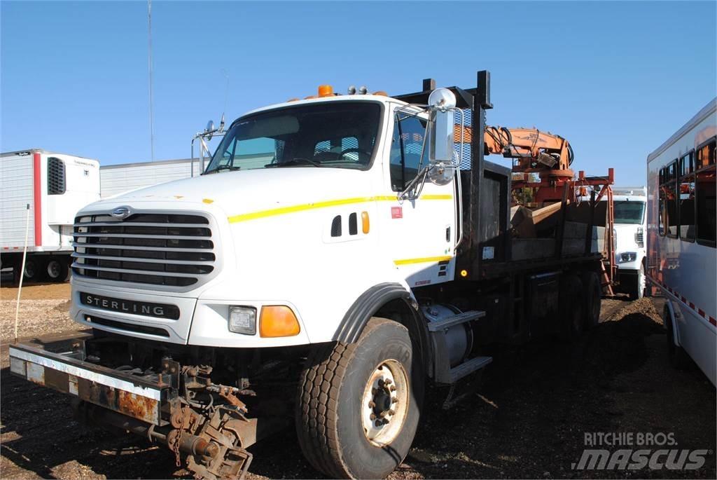 Sterling LT9500 Camioane cu macara