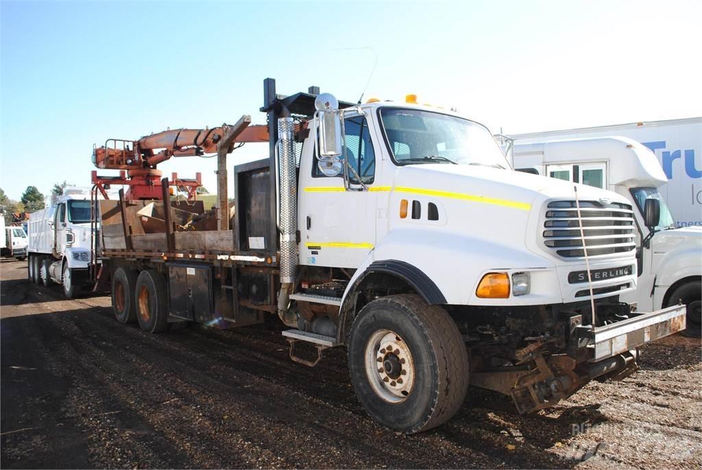 Sterling LT9500 Camioane cu macara