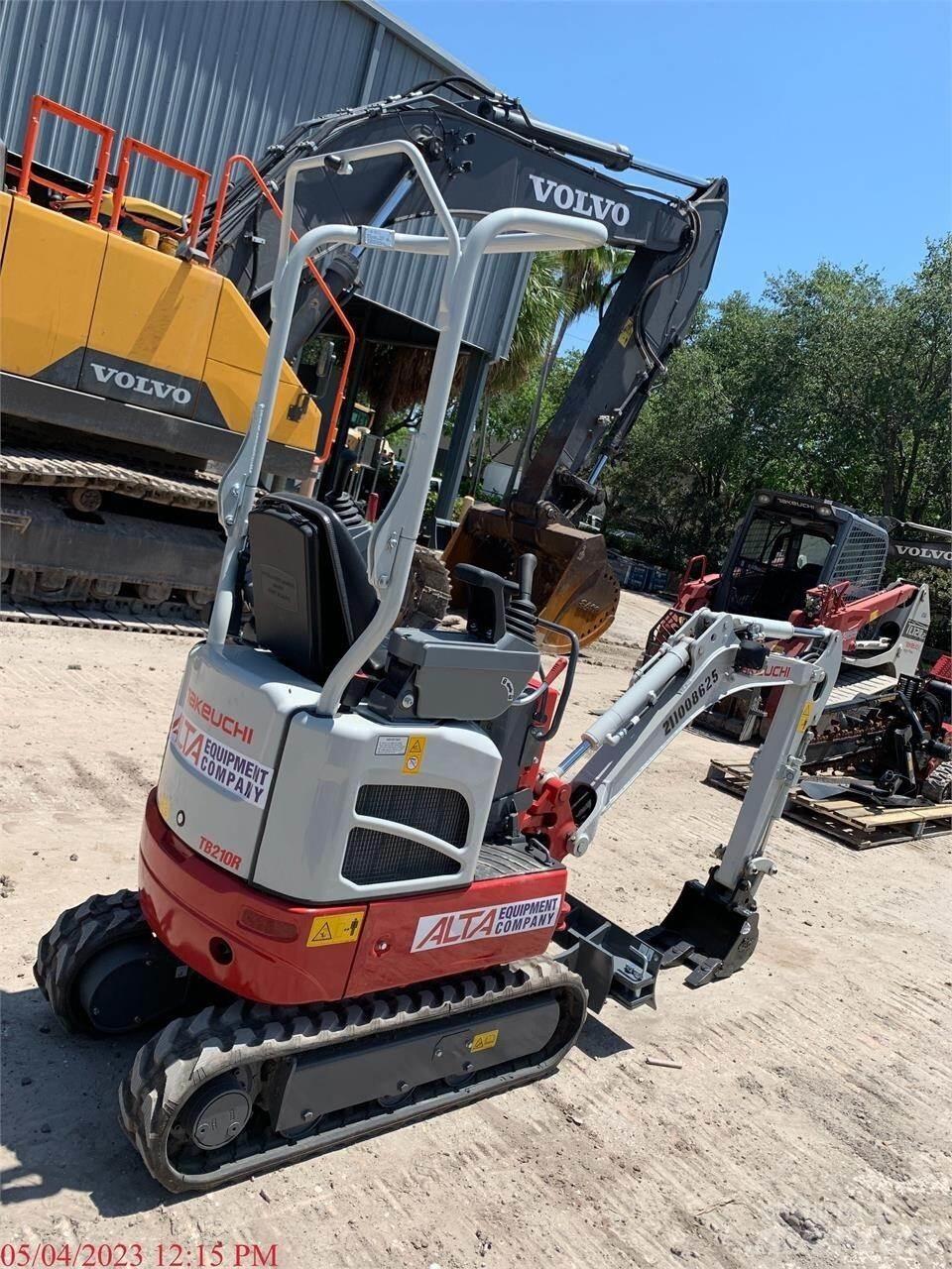 Takeuchi TB210R Mini excavatoare < 7t
