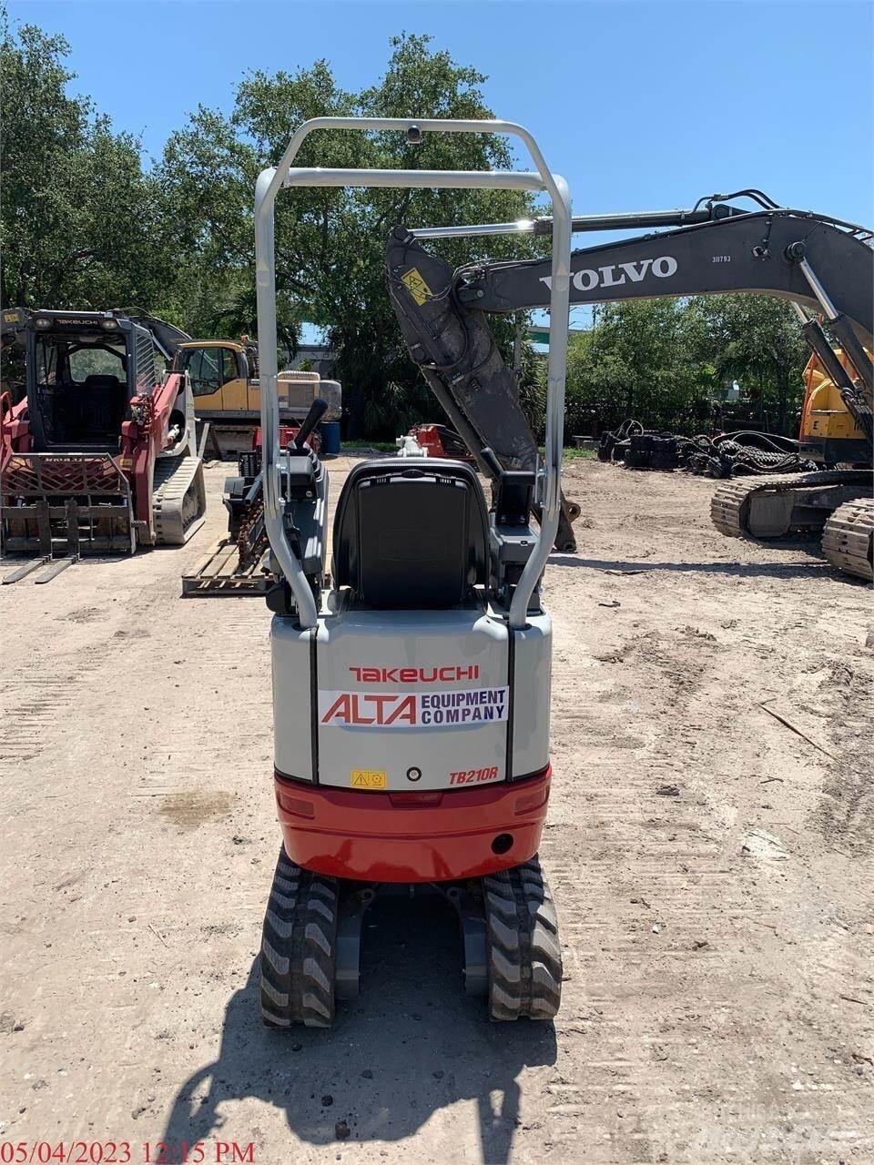 Takeuchi TB210R Mini excavatoare < 7t