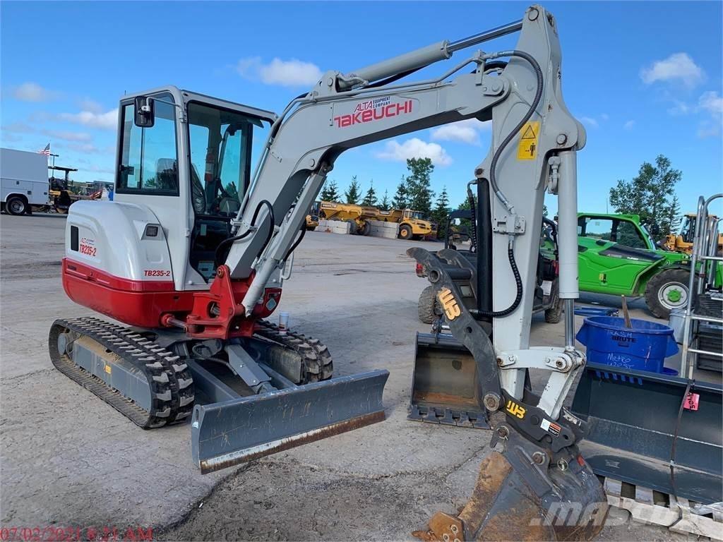 Takeuchi TB235-2 Mini excavatoare < 7t
