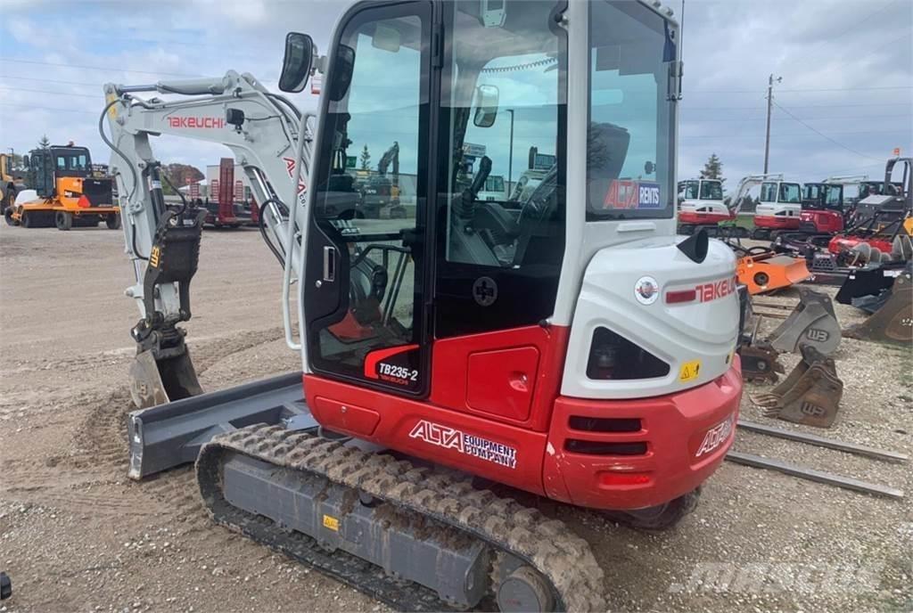 Takeuchi TB235-2 Mini excavatoare < 7t