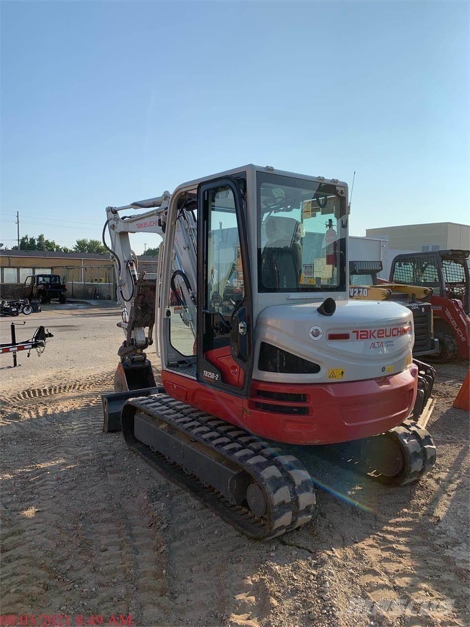 Takeuchi TB250-2 Mini excavatoare < 7t
