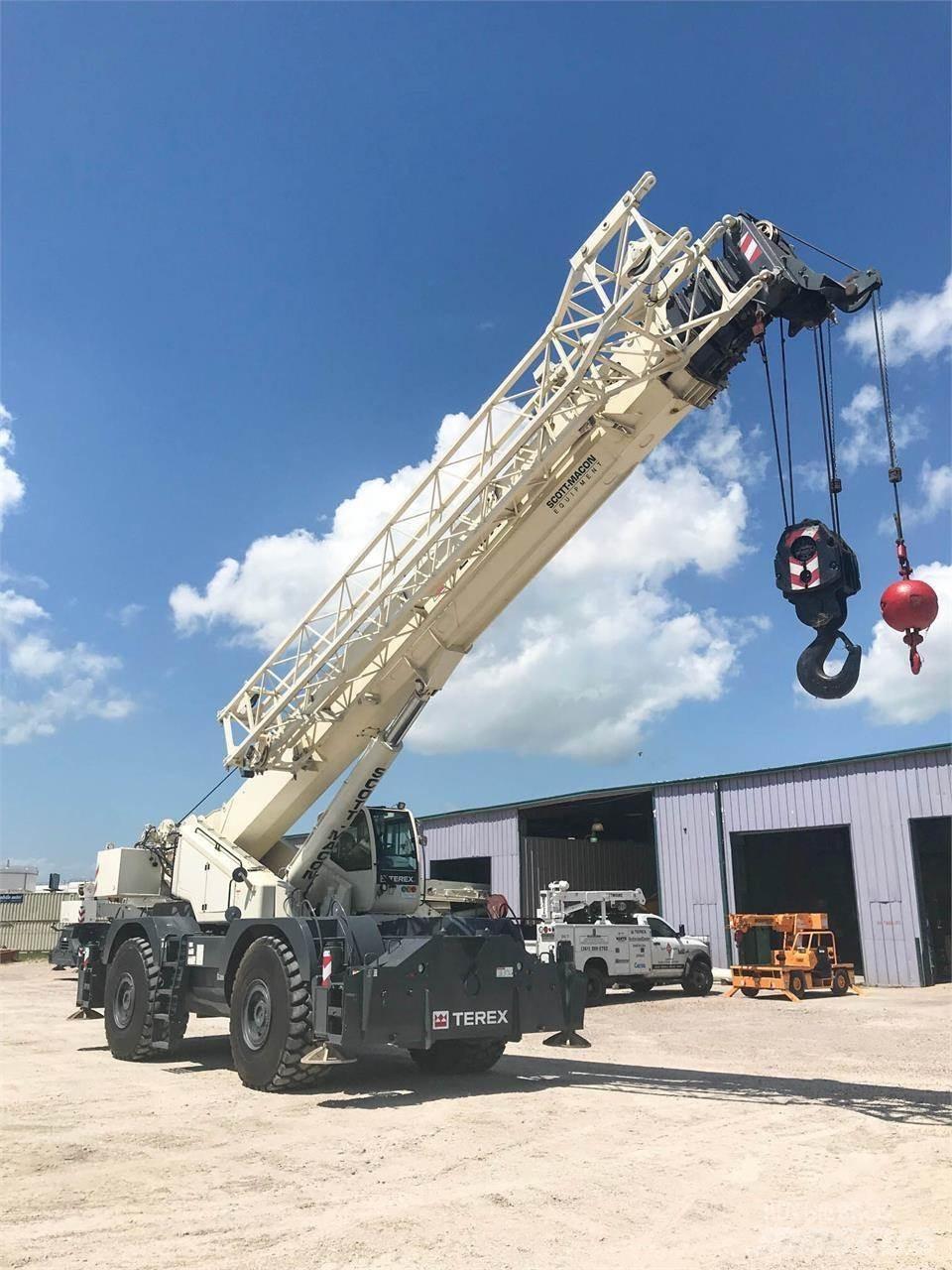 Terex QUADSTAR 1100 Macara teren accidentat