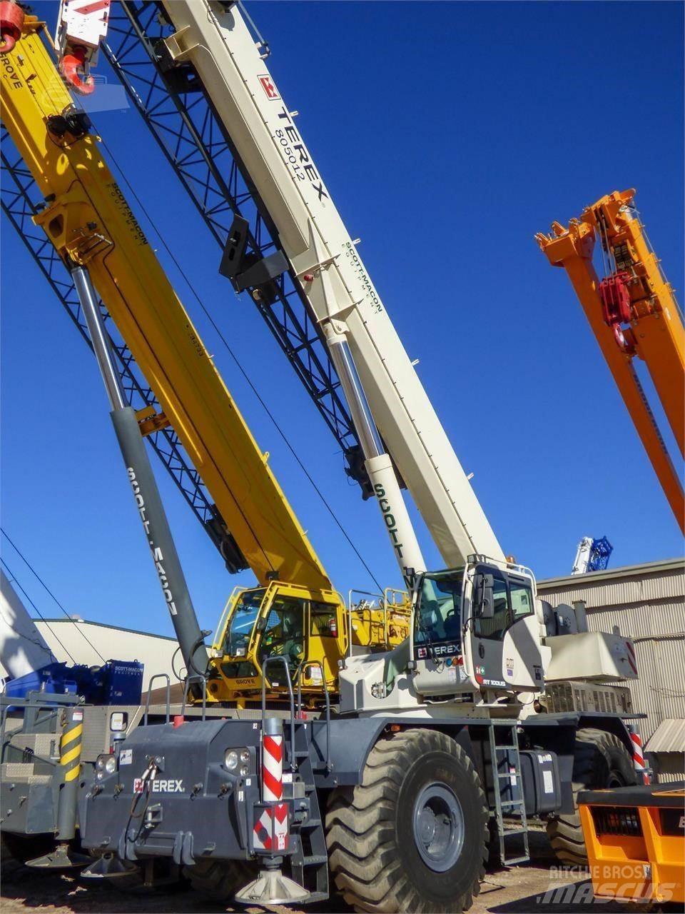 Terex RT100 Macara teren accidentat