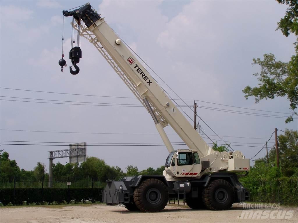 Terex RT130 Macara teren accidentat