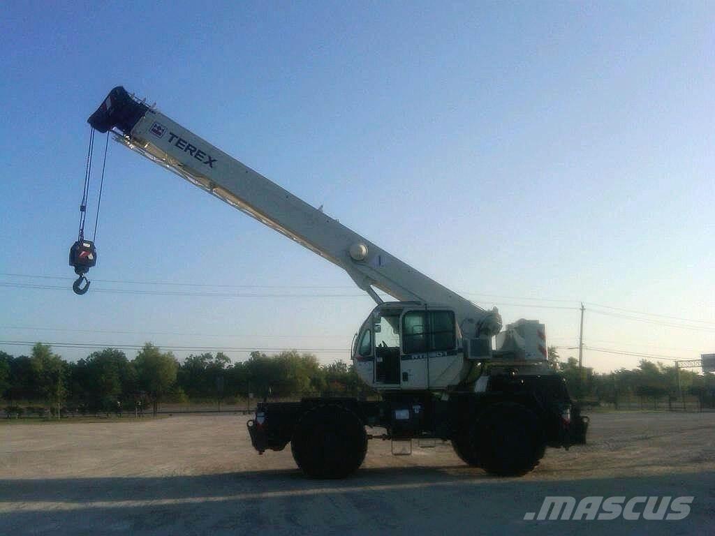 Terex RT230-1 Macara teren accidentat