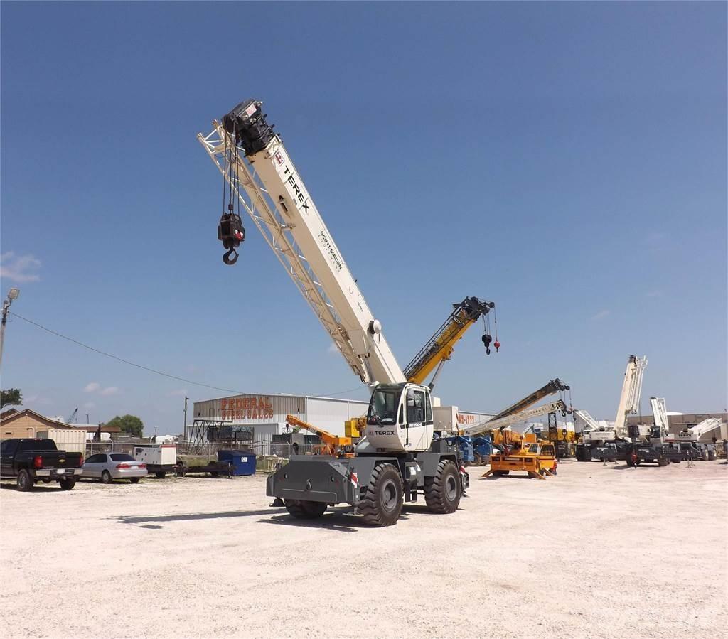 Terex RT230-2 Macara teren accidentat