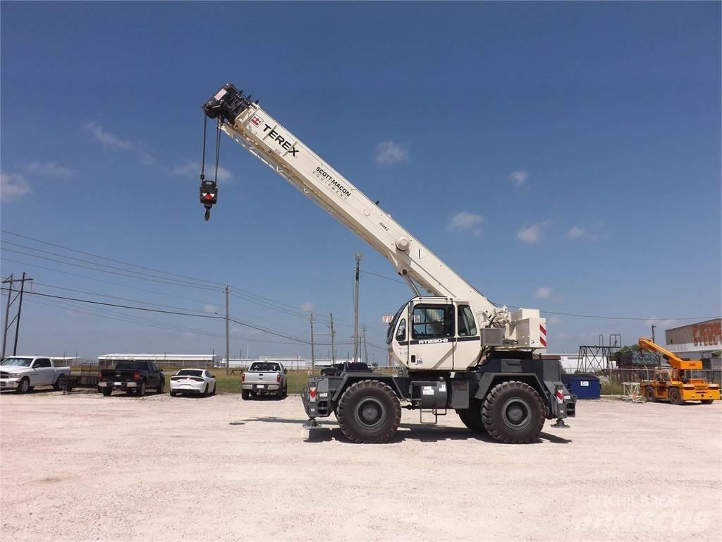 Terex RT230-2 Macara teren accidentat