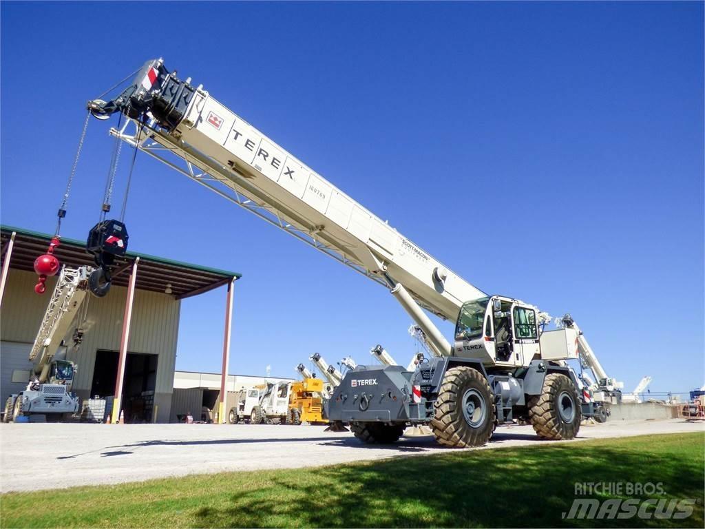Terex RT555-1 Macara teren accidentat