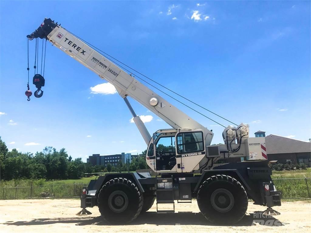 Terex RT555-2 Macara teren accidentat
