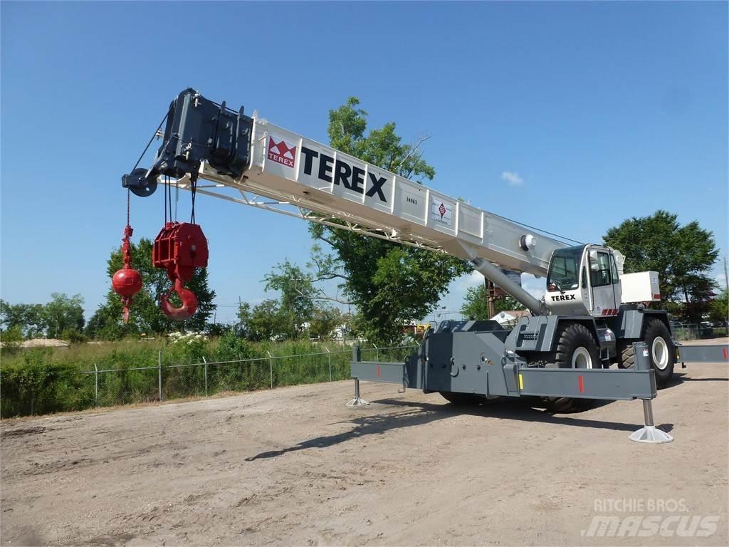 Terex RT665 Macara teren accidentat