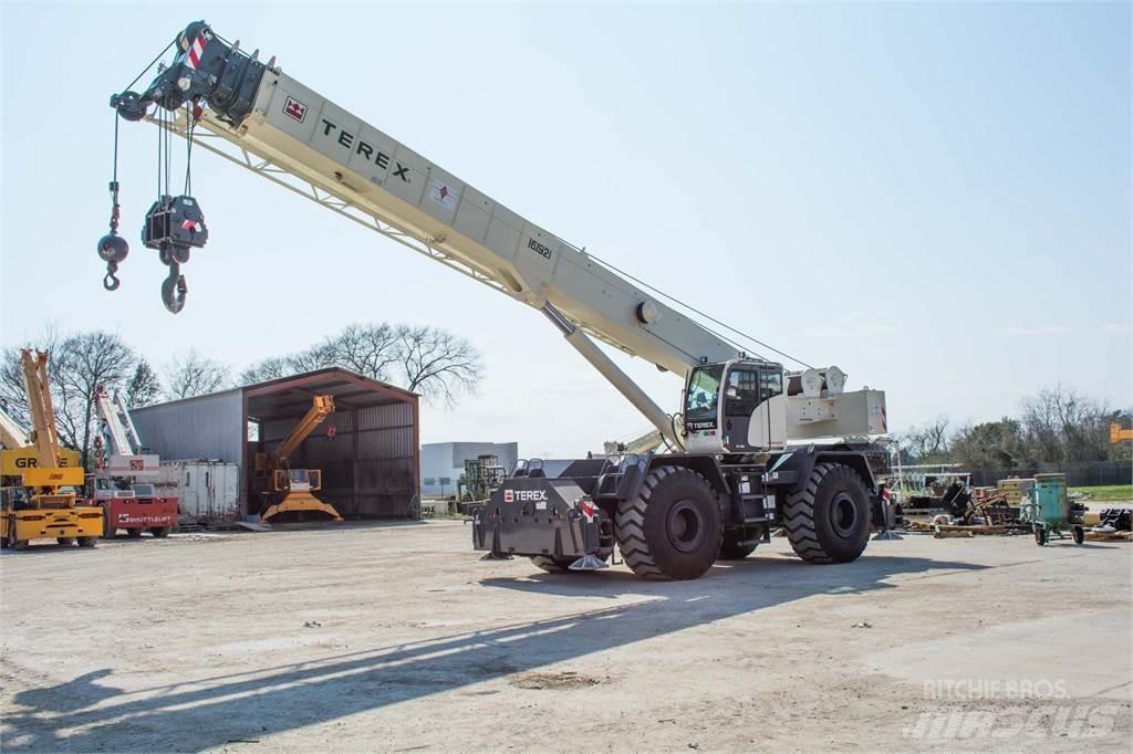 Terex RT780 Macara teren accidentat