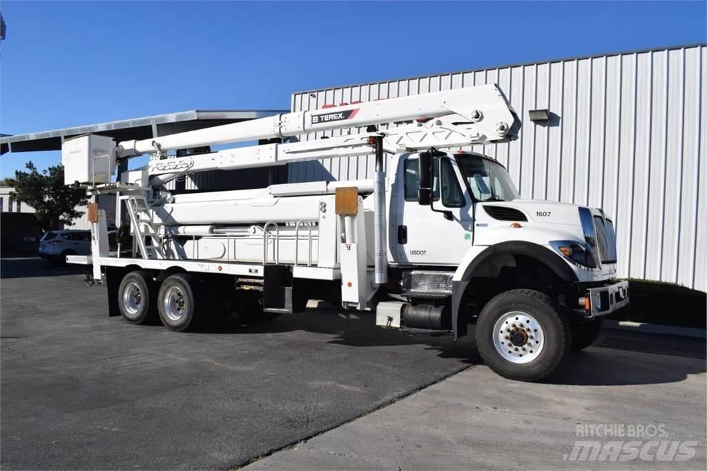 Terex TCX65/100 Platforme aeriene montate pe camion