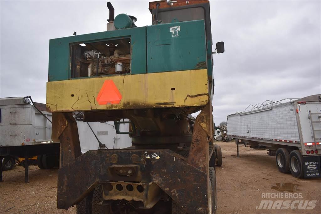 Timberjack 330 Remorci forestiere
