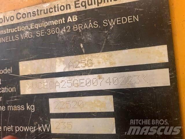 Volvo A25G Cisterne