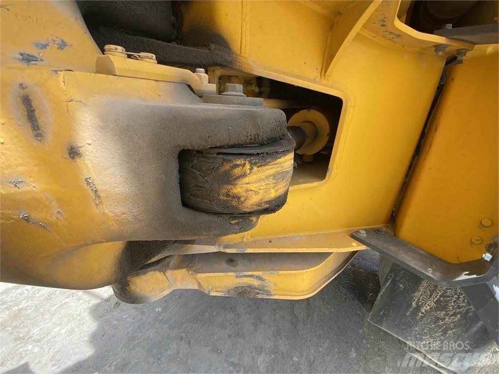 Volvo A40G Cisterne