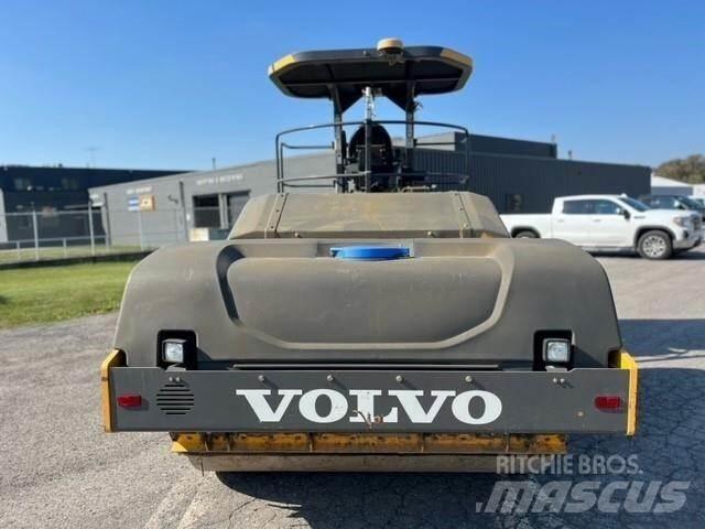 Volvo DD120C Cilindri compactori dubli