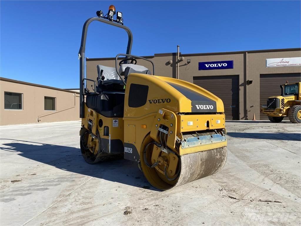 Volvo DD25B Cilindri compactori dubli