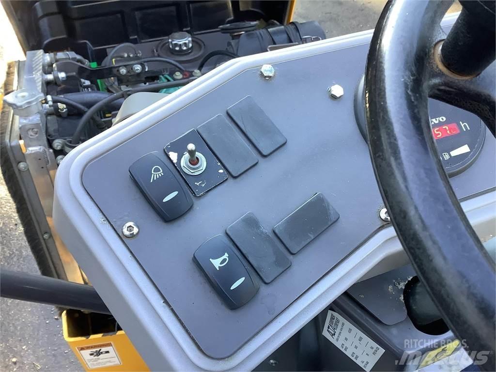 Volvo DD25B Cilindri compactori dubli
