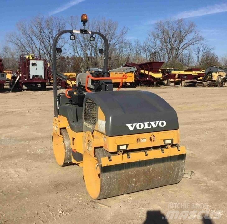 Volvo DD35B Cilindri compactori dubli
